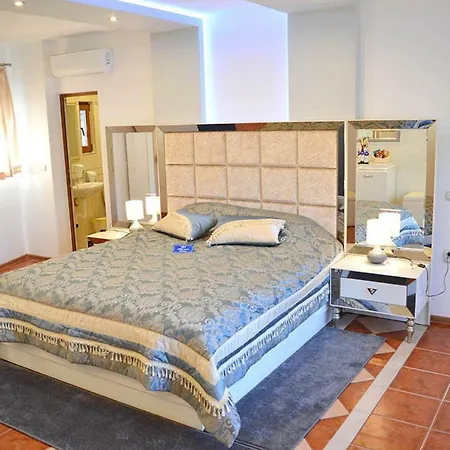 Deluxe 3* Arbanasi