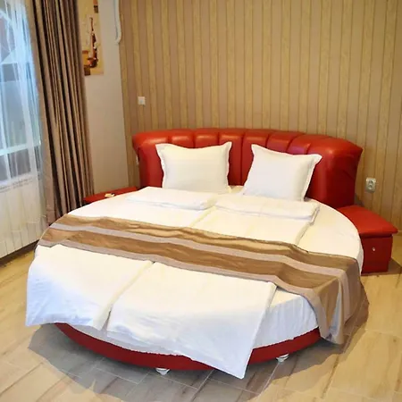 Konukevi Deluxe 3*